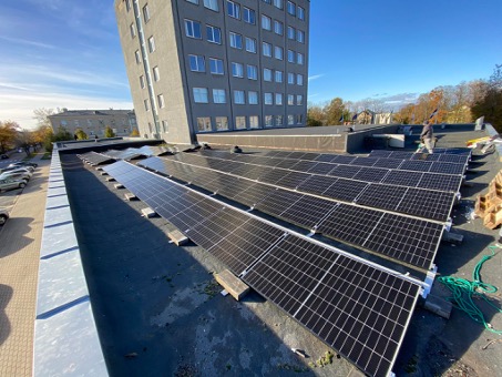 Päikesepaneelide paigaldamine